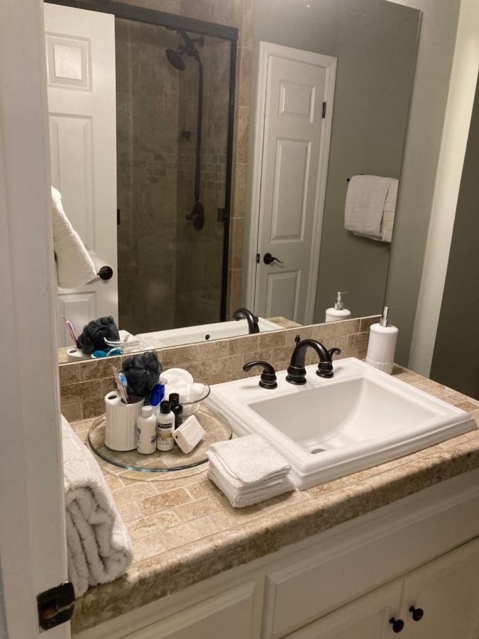 Spacious 3 Bedroom 2 Bath Condo Close To Five-Points In Athens Exterior foto
